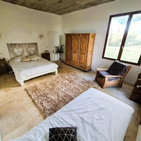 Maison - D'hotes Semesterbostad *