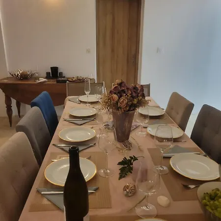 Maison - D'hotes Semesterbostad